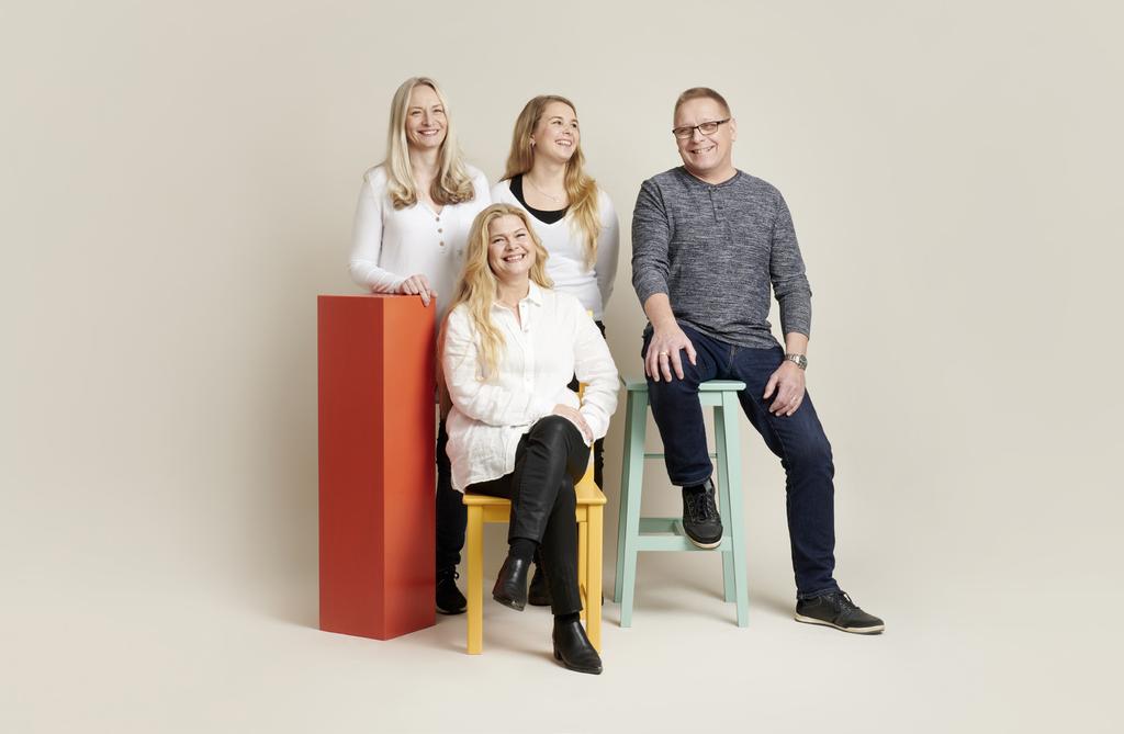 13 TIKKURILA GRI 2018 YHTEISÖJEN AKTIIVINEN KUMPPANI Tikkurila on laadukkaan, kestävän ja turvallisen maalaamisen, pintakäsittelyn ja värienkäytön edelläkävijä.