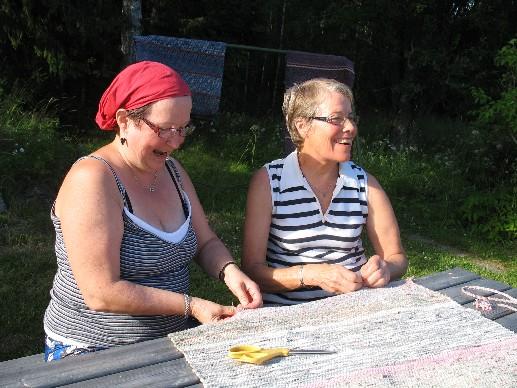 PUHEENJOHTAJAN POLUILTA Hyvät kavtsilaiset! Kuuma kesä on innostanut joitakin vaikka millaisiin suorituksiin.