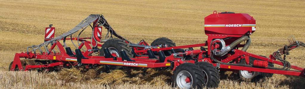 Terrano FM:ssä Pakkerivaihtoehdot ovat RollFlex, FarmFlex ja SteelDisc tai Kuljetuspyöriä voidaan käyttää myös syvyyden hallintaan, Myös tässä mallissa on keskikuljetuspyörästö sekä on toisen
