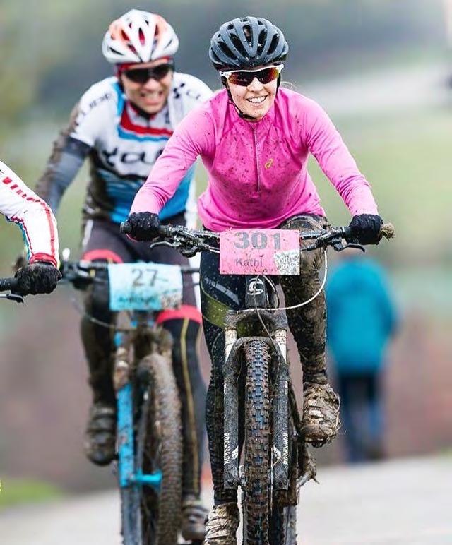 GEGLÜCKTER SAISONEINSTIEG KATHI WOLFF GEWINNT DAS DIRTY RACE Ende Januar fand in Murr im Kreis Ludwigsburg die 17. Auflage des Dirty Race statt, das seinem Namen wieder alle Ehre machte.
