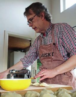 Launon työnantajaksi tuli tässä vaiheessa Turun Juva Oy, joka siirtyi kymmenen vuotta sitten A- Insinöörien omistukseen.