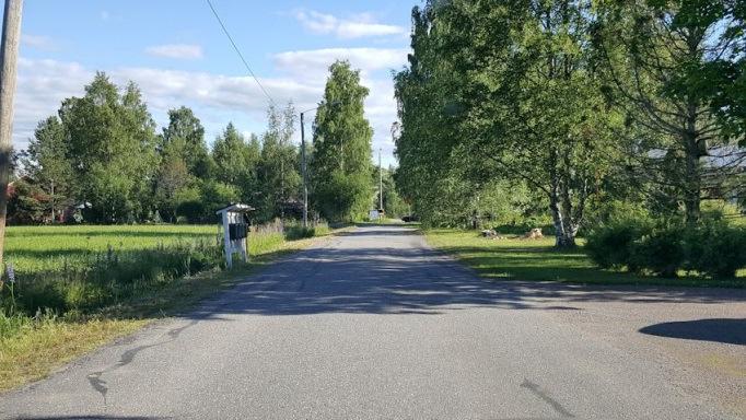 Osa-alueen kaakkoisosan pientaloalue on alavalla hietasedimentillä. Rinteet ovat hiekka- ja hietasedimenttiä, paikoin jossain määrin multaista.