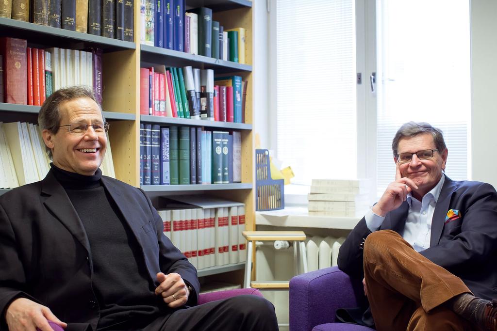 matiikan professorina, Olli Valtonen on muutama päivä sitten jäänyt eläkkeelle HelsinkiMission toiminnanjohtajan työstä.