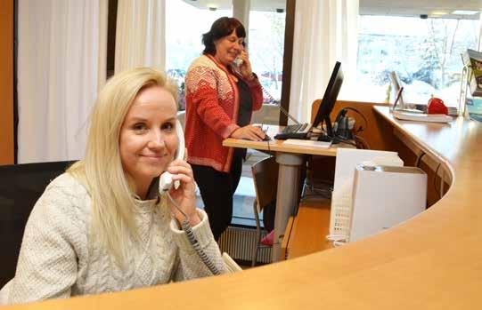 samhällsbyggnad hallinto Infopisteen ongelmanratkaisijat Christina Aro ja Lillemor Asplund-Haapasaari vastaavat Mustasaaren kunnan infopisteen asiakaspalvelusta.