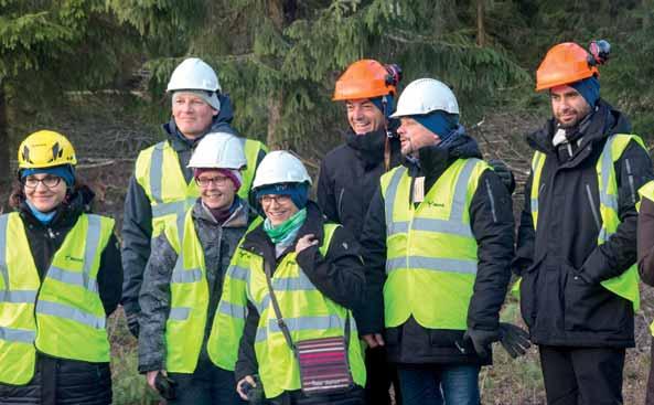 Vuonna 2018 Metsäsäätiö rahoitti myös Metsäyhdistyksen toteuttamaa EU-päättäjille suunnattua metsäakatemiaa.