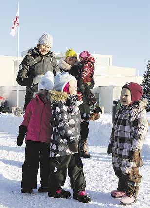 fi ja lisätiedot Maaritilta 050 380 7963. Ilmoittautuminen 20.2. mennessä pirkkalanseurakunta.fi/ilmoittautumiset Kirkkoveräjän seurakuntatalossa su 17.3. klo 15 17 PARISUHTEEN vahvuudet & voimavarat Parisuhteen lataamo - mistä voimavaroja parisuhteeseen?