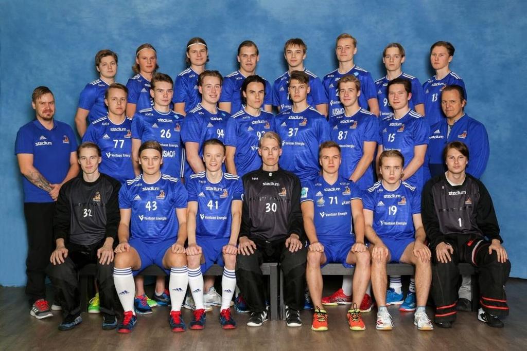 A NUORET SM-SARJA Viime kausi päättyi hienosti SM-sarjanousuun yhden 1-divarissa vietetyn kauden jälkeen. Kevään SM-karsinnoissa Rangers kaatui jännittävien vaiheiden jälkeen otteluvoiton 2-1.