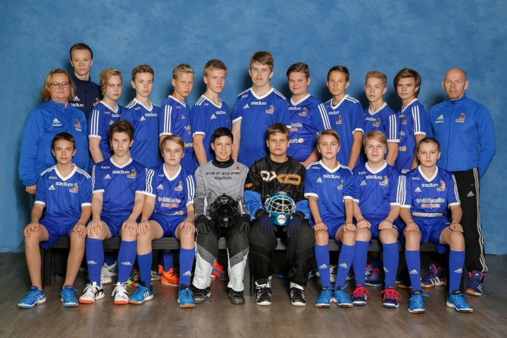 C2004 PUNAINEN Tiikerit 2004 Kilpa pelaa kaudella 2018 2019 C2 ylempää haastajasarjaa. Joukkue harjoittelee kolme kertaa viikossa.