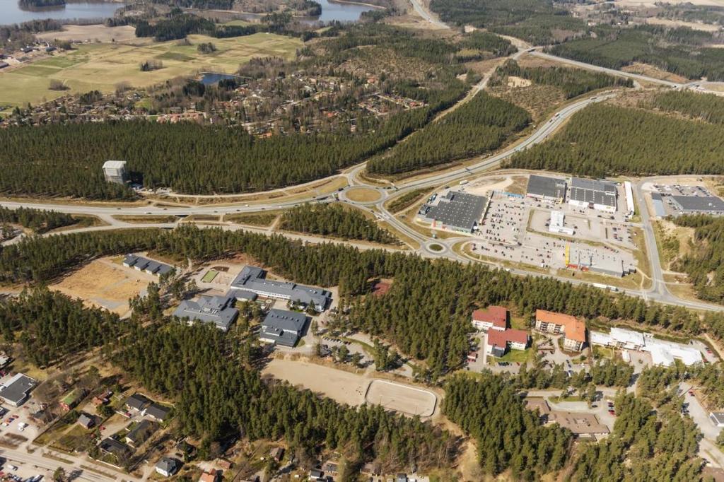 Kaupallinen selvitys 38 5. VAIKUTUSTEN ARVIOINTI 5.1 Alue- ja yhdyskuntarakenne Aluerakenteella tarkoitetaan laajempien alueiden eli koko maan, maakuntien ja maakuntien osien rakennetta (www.