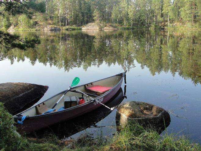 Hapettomasta pohjasedimentistä ravinteet olivat liuenneet alusveteen jossa niiden pitoisuudet olivat moninkertaiset päällysveden pitoisuuksiin verrattuna.