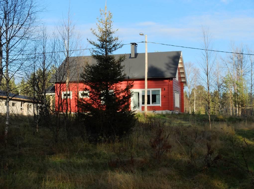 Kuva 9 Kaavanmuutosalueen asuinrakennus 3.1.