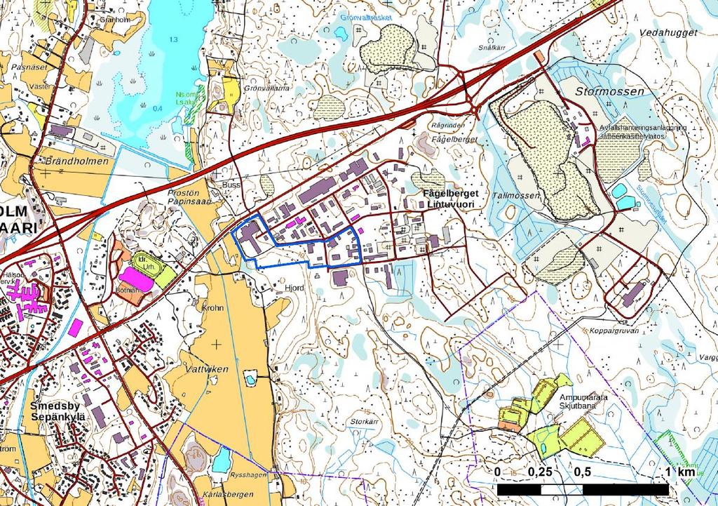 2 (17) rajaus on esitetty alla olevassa kartassa sinisellä. Alueesta reilu 3 ha on metsäaluetta ja muu alue on rakentuneita tontteja.