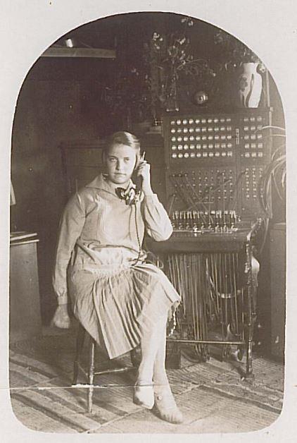 Puhelinverkko Härkätien varteen vuonna 1897.