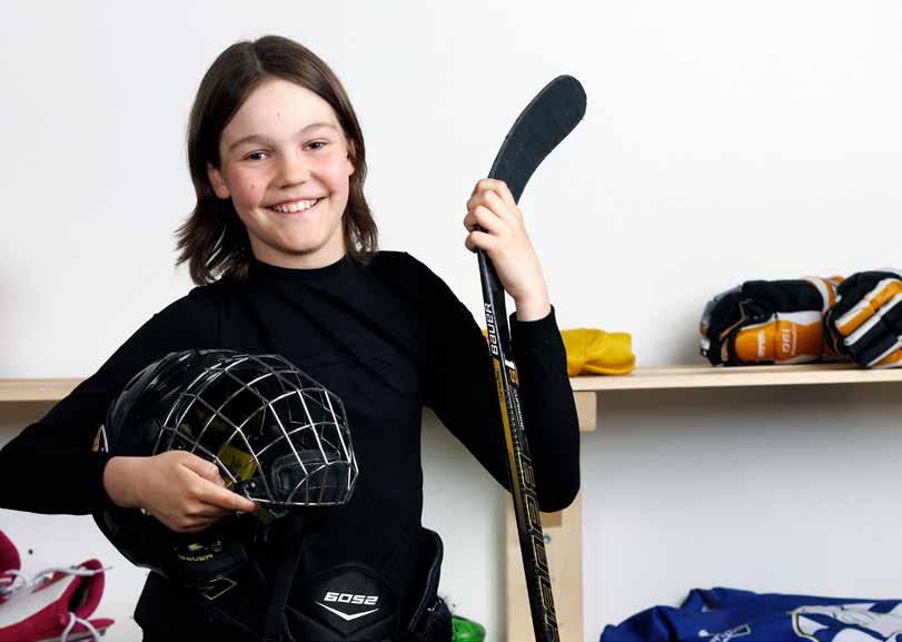 ARTTU AHVENJÄRVI Arttu Ahvenjärvi, 13 v, pelaan jääkiekkoa päivittäin KalPa-junioreissa ja unelmana on saada siitä ammatti.