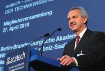 Der dritte Akademietag behandelte am 27. April 2010 die Elektromobilität ein Thema, mit dem acatech ins Jahr gestartet war und das im Verlauf des Jahres weiter an Aufmerksamkeit gewann.