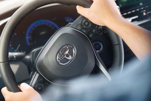 Jousitus vaimentaa hyvin töyssyjä, ja tekee ajamisesta entistä miellyttävämpää ja tasaisempaa. Toyotalla olemme sitoutuneet tekemään entistä parempia autoja.