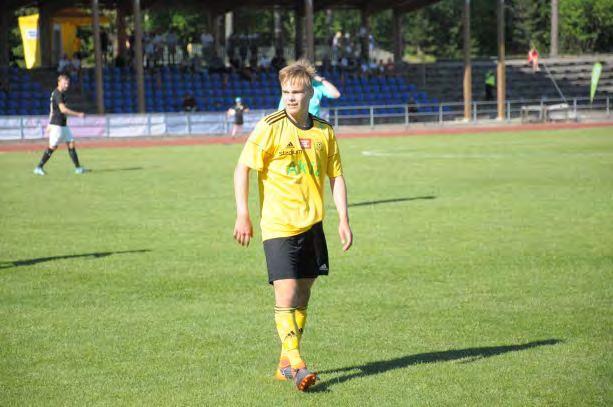 PIIRIN PELAAJIEN MAAOTTELUEDUSTUKSET 2018 (suluissa ottelumäärä) Miesten A-maajoukkue Benjamin Källman, FC Inter (1) U21 Benjamin Källman, FC Inter (3) U19 (-99) Albion Ademi, FC Inter (5) Juho