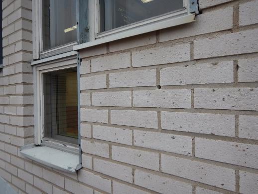 13) - Kahdessa näytteessä (2/13) oli vahva viite vauriosta (US2.8, US2.12, US2.