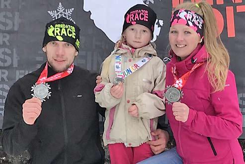 Muamo Marina Vladimirovna on talouven hoitaja lap šien päiväkojissa. Sergei ta Marina šynnyttih Mujejärveššä. Šiinä hyö tuttavuššuttih ta lopetettih keškikoulu.