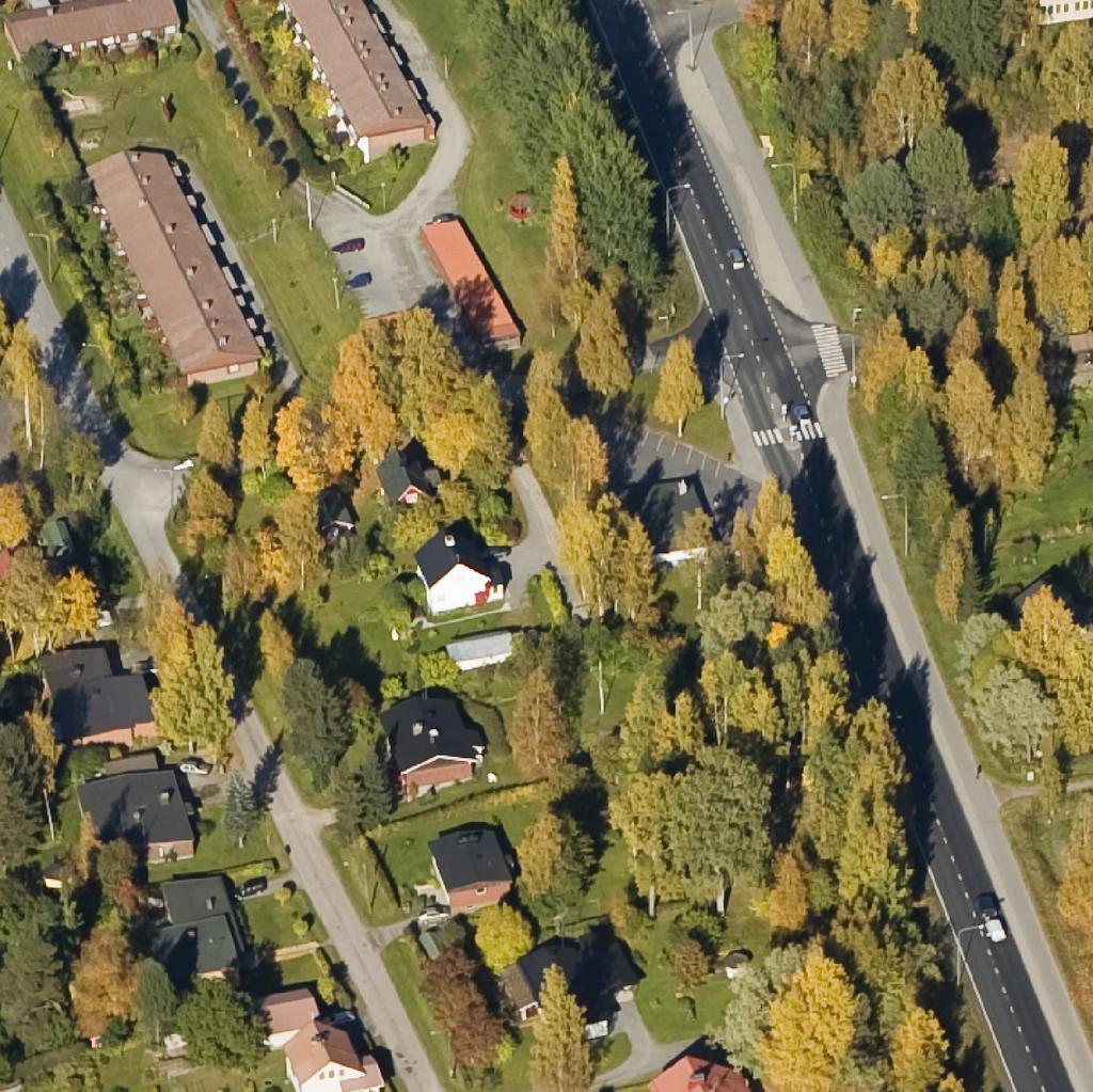 SELOSTUS 6 (14) 3.1 Selvitys suunnittelualueen oloista 3.1.1. Alueen yleiskuvaus Kaava-alue sijaitsee Jämsän Seppolan taajaman pohjoisosassa Pispalan asuinalueella.