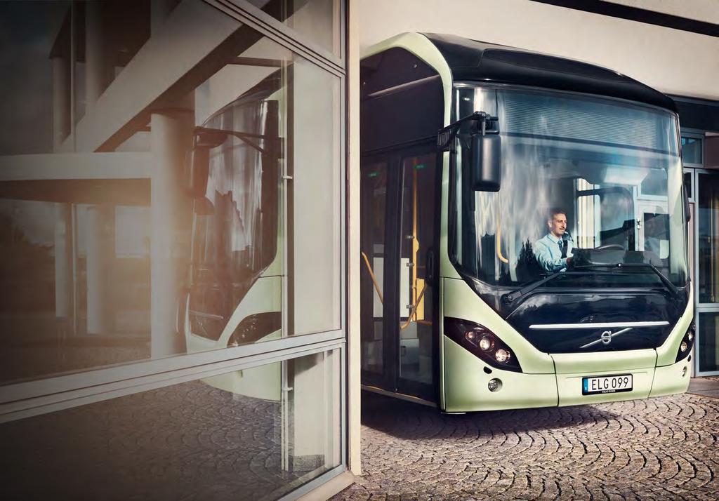 KÄYTÖN JOUSTAVUUS 13 Elämää KAUPUNGISSA Volvo 7900 Electric Hybrid on erittäin energiatehokas, hiljainen ja vähäpäästöinen. Samalla se on myös erittäin joustava.