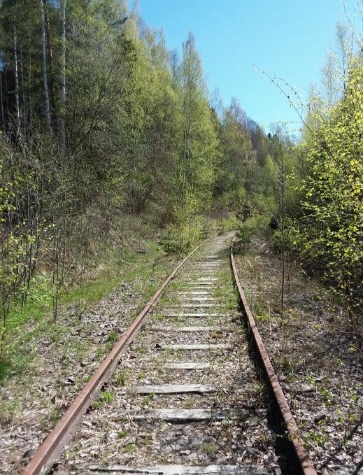 16 tarjoavat erikoisia näköaloja. Alueella voimassa olevassa asemakaavassa osa louhosalueesta on osoitettu sl-merkinnällä, suojeltava alueen osa.