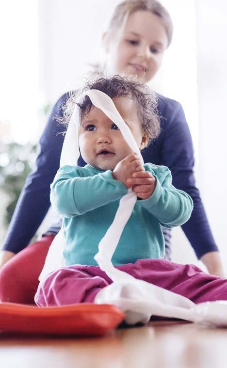 PUNAISEN RISTIN VIIKKO Punaisen Ristin viikolla opetellaan arjen ensiaputaitoja Punaisen Ristin viikkoa vietetään tänä vuonna 6. 12. toukokuuta.