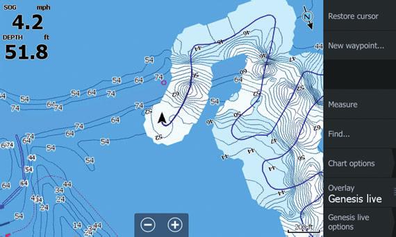 kaikuluotaimen/karttaplotterin näytöllä, jossa on C-MAP Genesis Live.