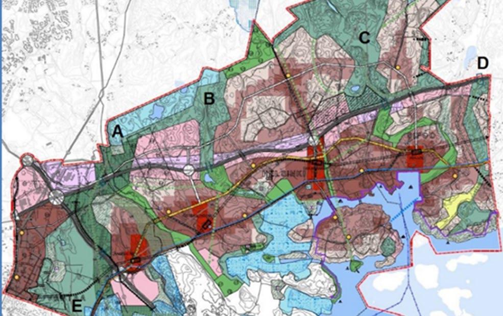 Kuva 17 Kuvaote Ekologisen verkoston tarkastelu, Östersundomin yhteinen yleiskaava raportista (Östersundom-toimikunta 2018) Ratalinjauksen maan pinnalla kulkeva itäosuus Sipoossa ja Porvoossa pirstoo