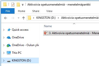 Moodlessa Työpöydällä opiskelijoilta piilotetun kurssin nimi näkyy harmaan värisenä. Opiskelijoille näkyvät kurssit (nimet) ovat sinisellä värillä. 9.