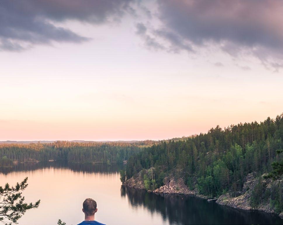 Kestävän kehityksen edelläkävijyys Kuntarahoitus laski jo vuonna 2016 liikkeeseen Suomen ensimmäisen vihreän bondin eli ympäristöinvestointien rahoitukseen korvamerkityn joukkovelkakirjalainan.