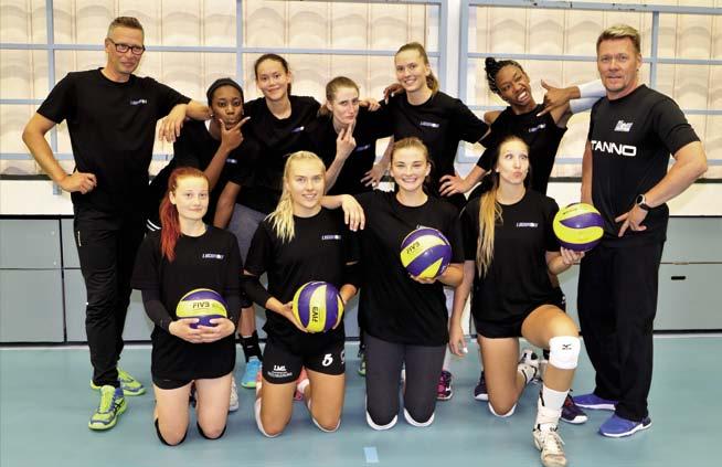 mestaruusliiga TEKSTI MARJA PUUSTINEN kuvat JARI KOTKA LiigaPloki Pihtiputaan ihme Pihtiputaalaisen LiigaPlokin menestystarinalle ei näy loppua.