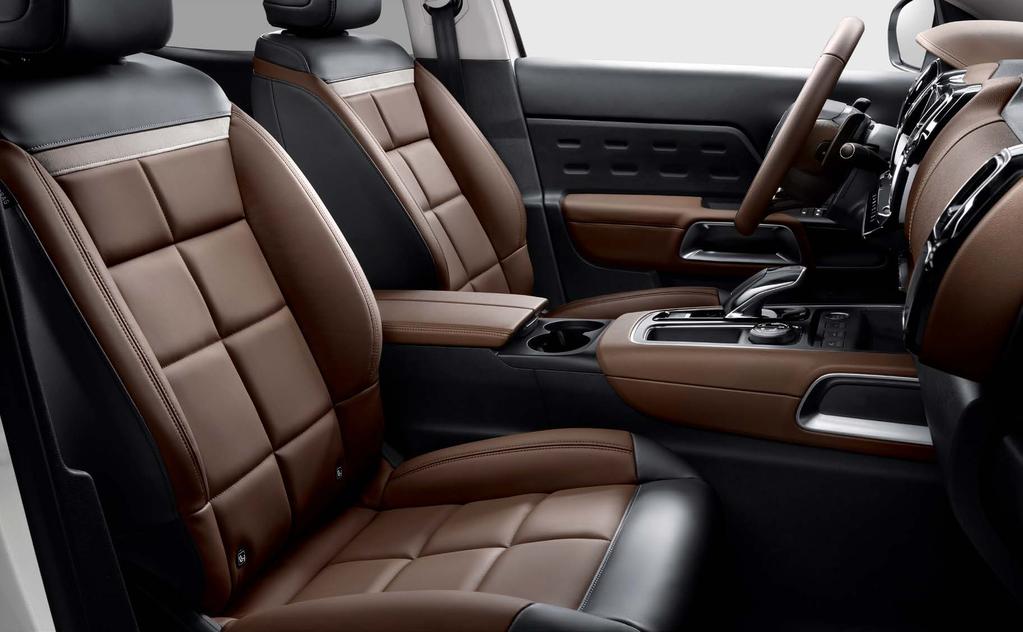 AINOANA MAAILMASSA CITROËNISSÄ Advanced Comfort ISTUIMET* MUKAVUUDEN HUIPULLA Uusi Citroën C5 Aircoss SUV on istuinmukavuudeltaan huippuluokkaa.