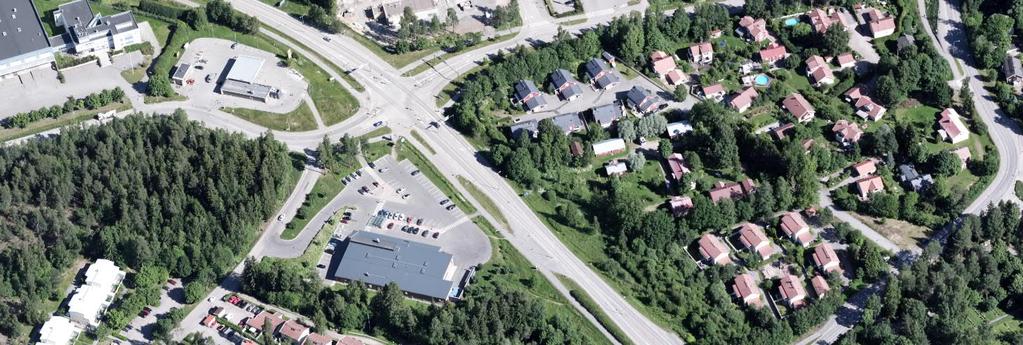 Espoonväylän kautta on suora yhteys Espoon keskukseen, jonne suunnittelualueelta on matkaa noin puolitoista kilometriä. 2.
