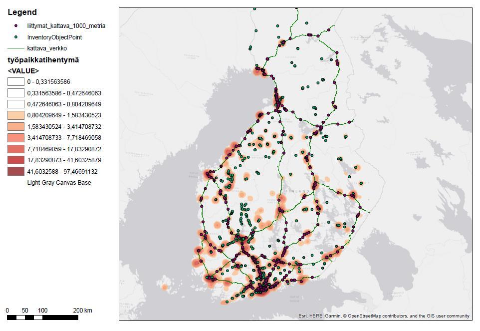 Tarkastellut liittymät kartalla Suomen maantieverkolla on hieman vajaa 12 000 maanteiden keskinäistä liittymää.
