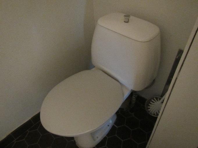 Vesi- ja viemärikalusteet ovat suositeltavaa uusia kokonaisvaltaisesti peruskorjauksen yhteydessä.