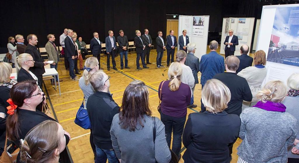 4.3.3 Osallistuminen ja vuorovaikutusmenettelyt MUSIIKIKESKUKSEN YMPÄRISTÖ JA LUMIT 17 Kuva 12. Kaavan vireilletuloaineistoon sekä kilpailun 1 vaiheen näyttelyyn kävi tutustumassa yli 650 henkilöä.