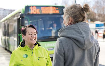 Miten kuljen Linkillä? Linkki-kummi opastaa! Linkki-kummi on vertaistukihenkilö, joka neuvoo sinua kiireettä paikallisliikenteen käytön opettelussa.