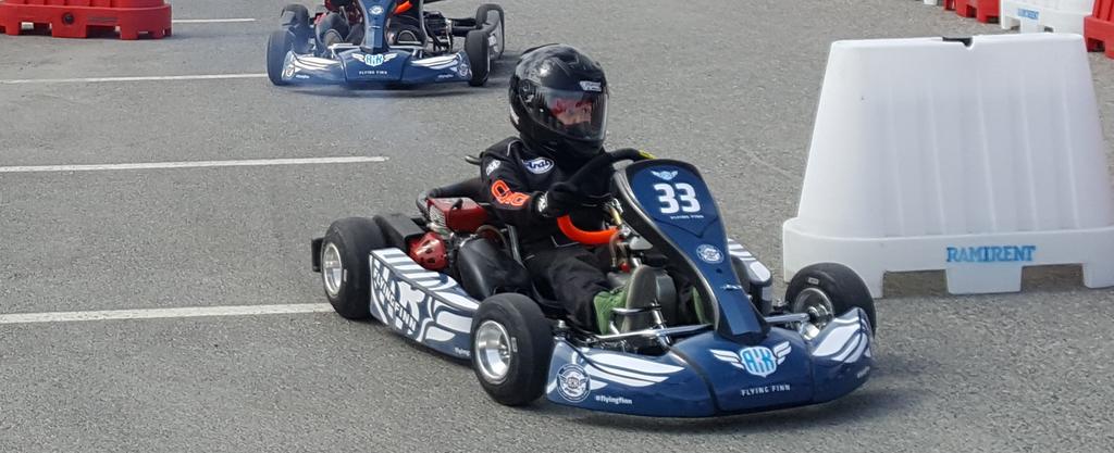 11 nuorisotoiminta Vuoden 218 Flying Finn -tourilla eli karting-kiertueella lähes 18 lasta kokeili karting-autolla ajoa.