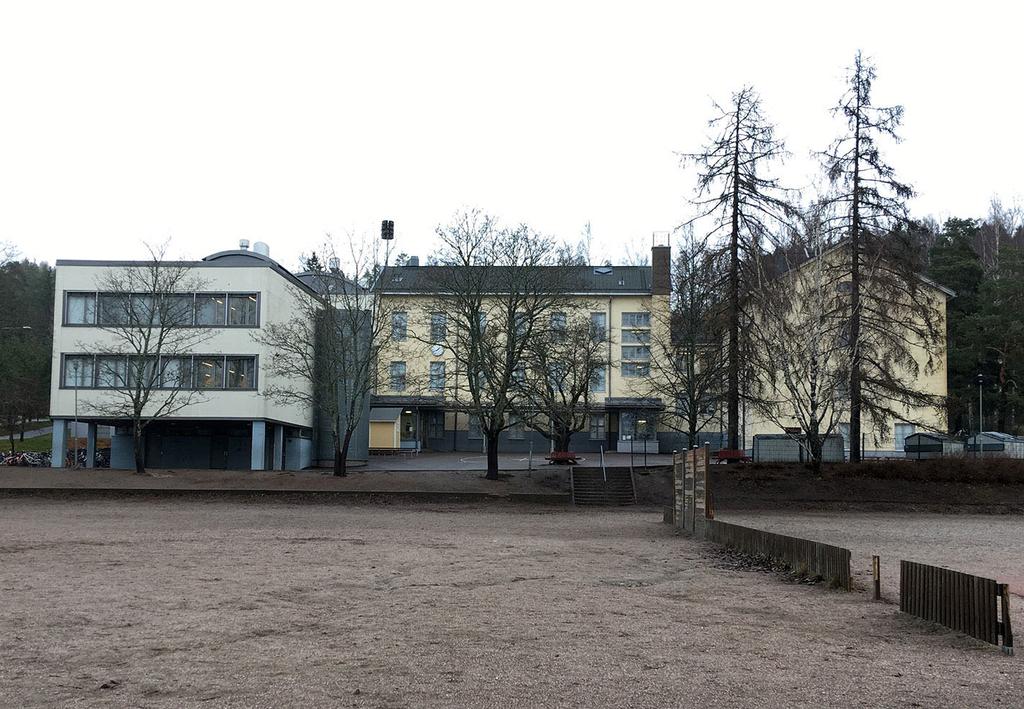 Selostus A-2759 9 (27) Kasvillisuus ja eläimistö Suunnittelualue on koulun ja päiväkodin