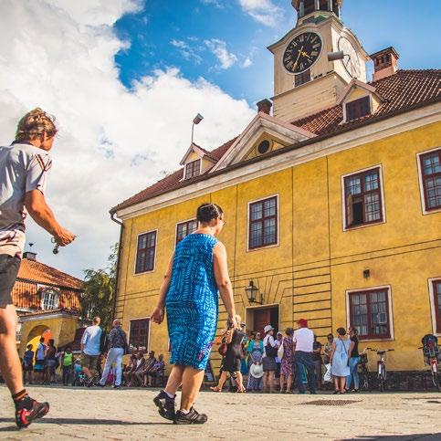 Vanhan Rauman opastetut kävelykierrokset 1.7. 4.8. Keskiviikkoisin klo 17.30 Vanhan Rauman perinteinen kävelykierros Torstaisin klo 17.