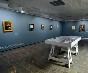 Järvenpään rautatieaseman läheisyydessä sijaitsevaan museoon on helppo tulla niin junalla kuin autollakin.