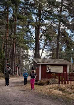 LEMMENLAAKSO JÄRVENPÄÄ Järvenpään kaupungin alueen arvokkain luontokohde on vuonna 1991 perustettu Lemmenlaakson luonnonsuojelualue Keravanjoen varrella.