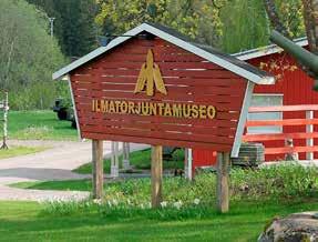Rantatie 25, Tuusula d3 040 314 3471, 040 314 3465 erkkola@tuusula.fi www.erkkola.fi 6 HALOSENNIEMI Tuusulanjärven rannalle vuonna 1902 valmistunut taidemaalari Pekka Halosen kansallisromanttinen, hirsinen erämaa-ateljee.
