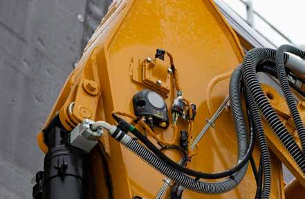 uuden sukupolven CAT 320 sekä Q-Safe turvaliitin ja EC-Oil us on työmaiden ykkösasia Yrityksen toimitusjohtaja Janne Rättö aloitti työt perheyrityksessä heti teknisen koulun jälkeen, pian 30 vuotta