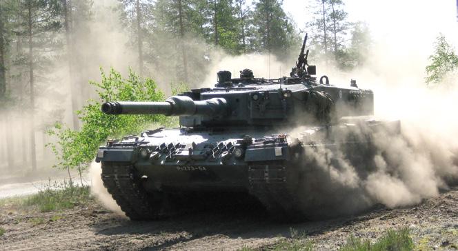 RAKENNUTTAMINEN JA SUOJARAKENTAMINEN YHDISTYVÄT Toimialajohtaja Ilkka Ruutu 1.