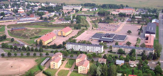 Lisäksi esityksiä pitivät Kainuun prikaatin, Pääesikunnan ja Naton energiaturvallisuuden osaamiskeskuksen (ENSEC COE) edustaja.