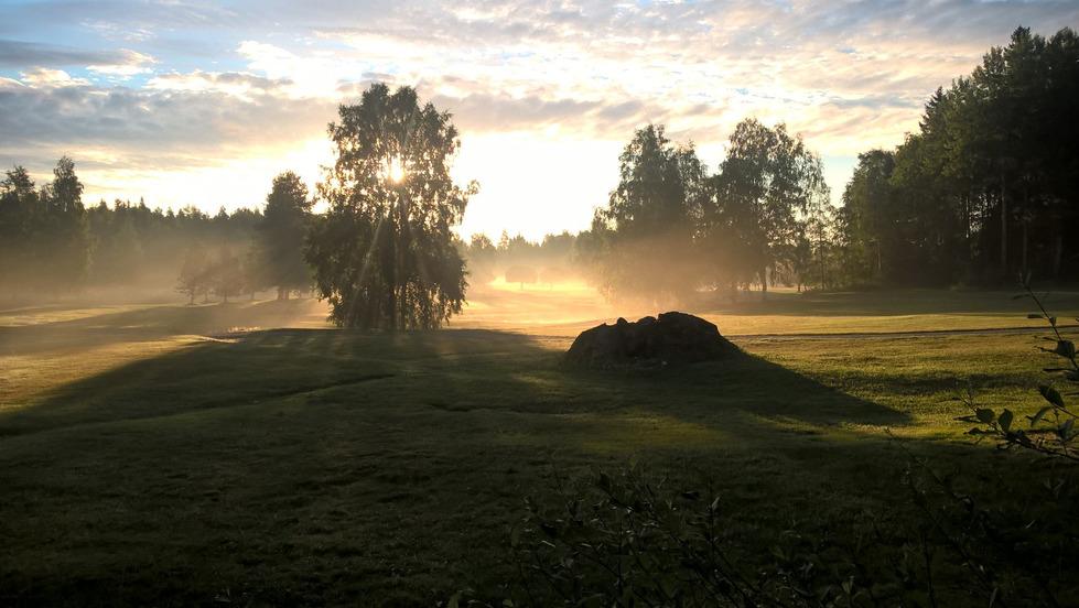 - Kansallisesti ainutlaatuinen virkistyskeskittymä kaupunkialueella, jonka suunnittelussa on otettu luontoarvot huomioon.