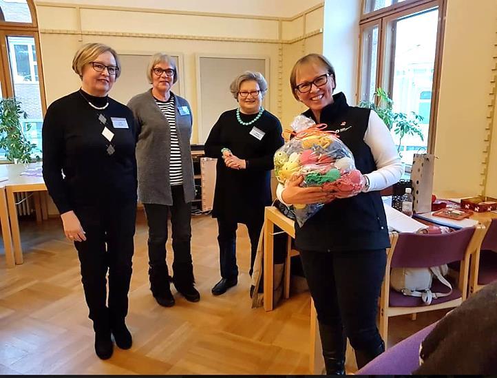 Jos et ole saanut laskua, voit maksaa jäsenmaksun 28 yhdistyksen tilille FI95 4210 0010 0281 30 tai ottaa yhteyttä taloudenhoitajaamme Jukka Kostiaiseen, puh.