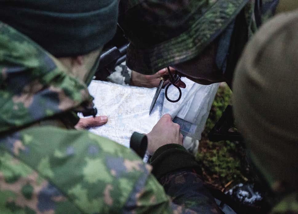 (Kuva: Puolustusvoimat / Panu Niemi) teettiin ja organisationaaliseen haastavuuteen, joista jälkimmäinen usein toimii suurimpana innovaation hidasteena.